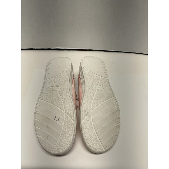 Levis NEWT-TD-CVS Boat Shoes Slip On Pink Canvas Sneakers Women’s Size 8 - Picture 2 of 7